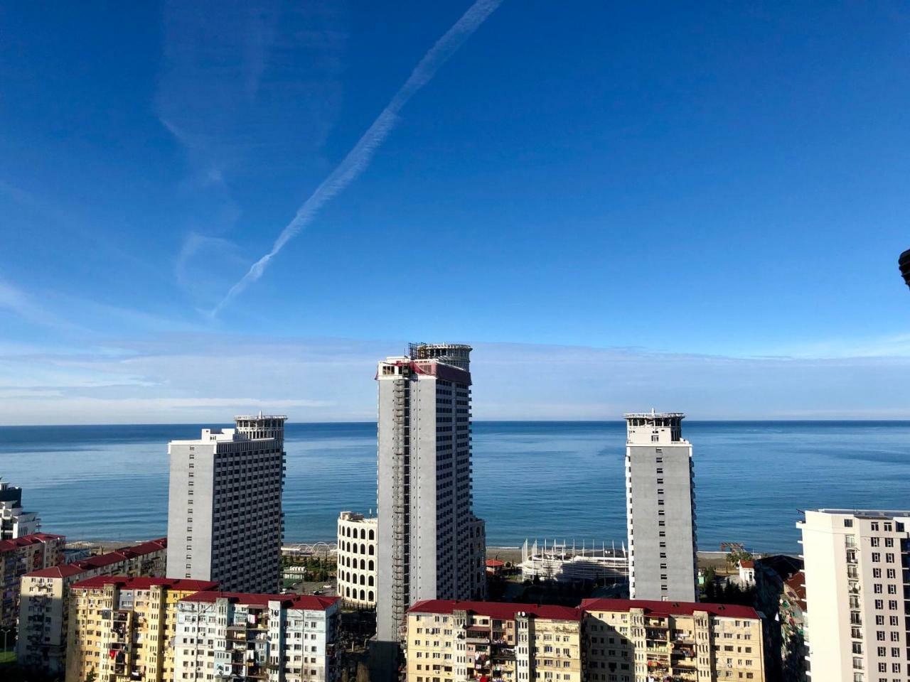 Cozy bright Apartment with amazing sea view Batumi Zewnętrze zdjęcie