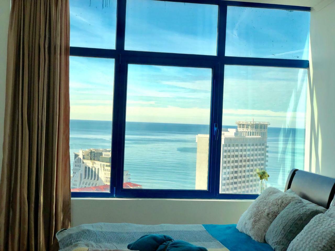 Cozy bright Apartment with amazing sea view Batumi Zewnętrze zdjęcie