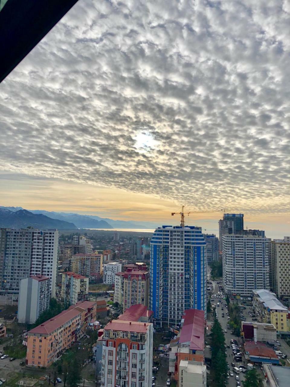 Cozy bright Apartment with amazing sea view Batumi Zewnętrze zdjęcie