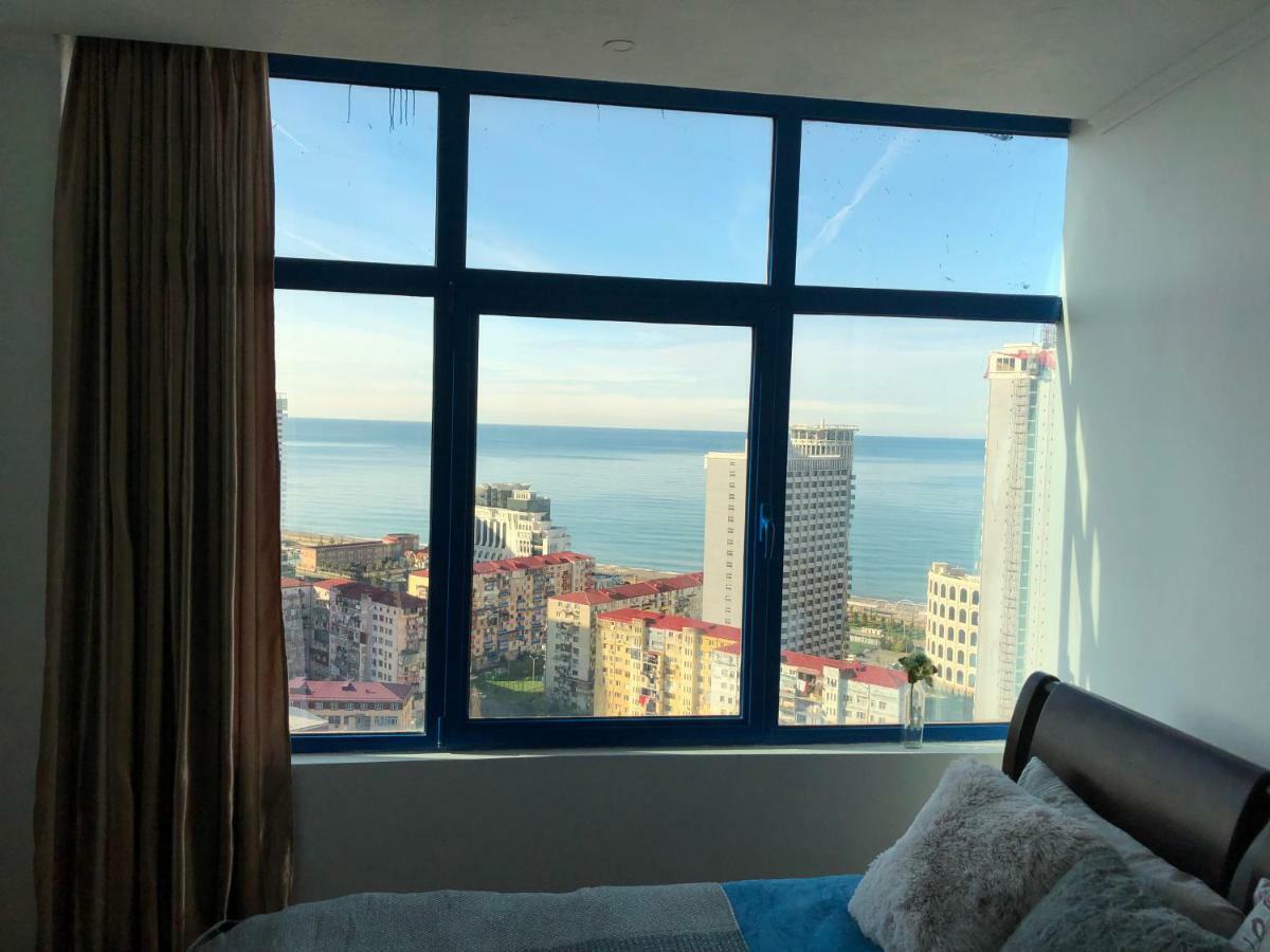 Cozy bright Apartment with amazing sea view Batumi Zewnętrze zdjęcie